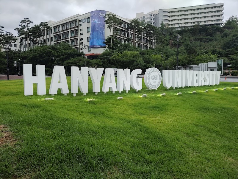 An image of the exterior of Hanyang University