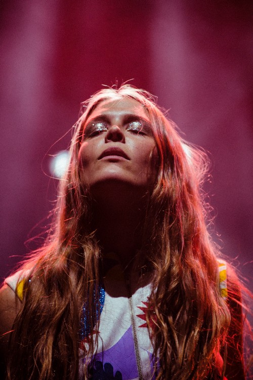 Phoebe has also photographed Maggie Rogers
